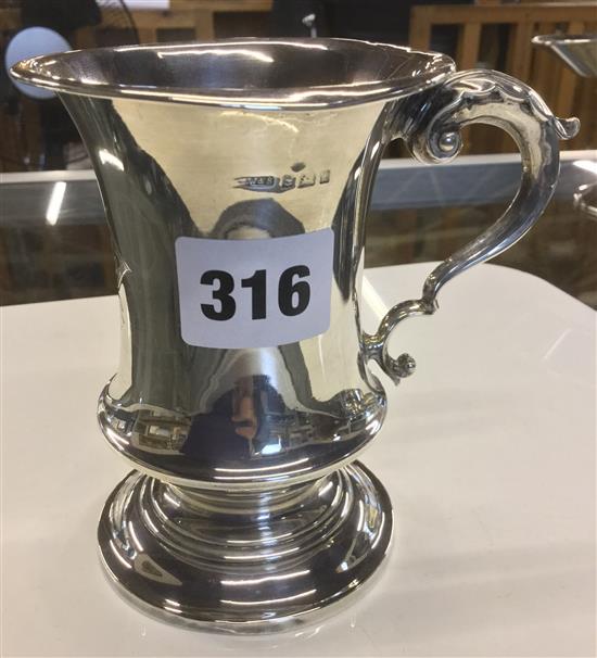 A George V silver christening mug